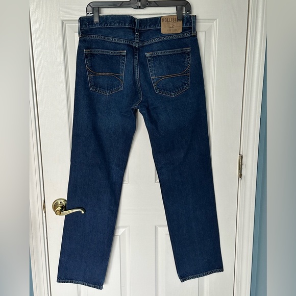 Hollister Classic Straight Jeans - Picture 4 of 4